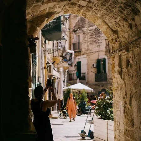 Vecchia *