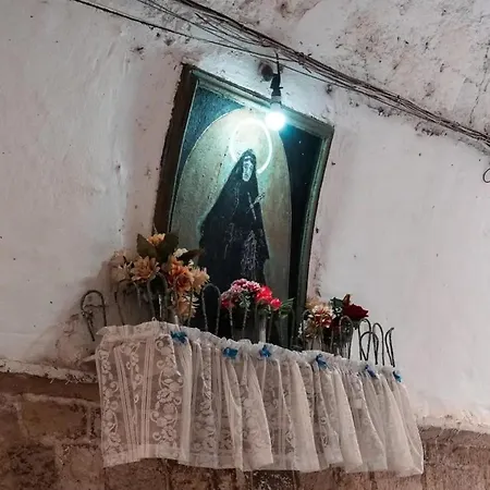Vecchia Apartment *